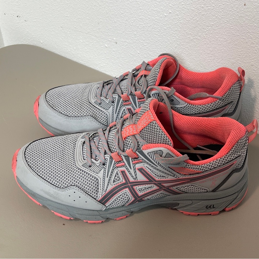 Asics Gel-Venture 8 Gray/Ginger Peach Running Shoes - Women's Size 10 / 1012A708